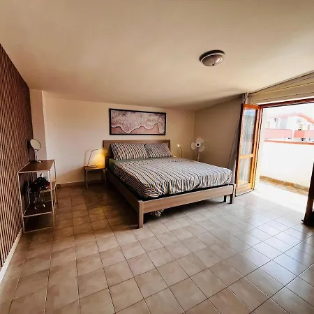 Zigi - Beautiful, Sunny Apartment, 70m2, Close To The Sea *