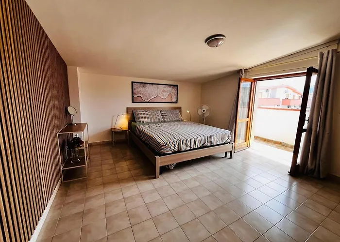 Zigi - Beautiful, Sunny Apartment, 70m2, Close To The Sea *